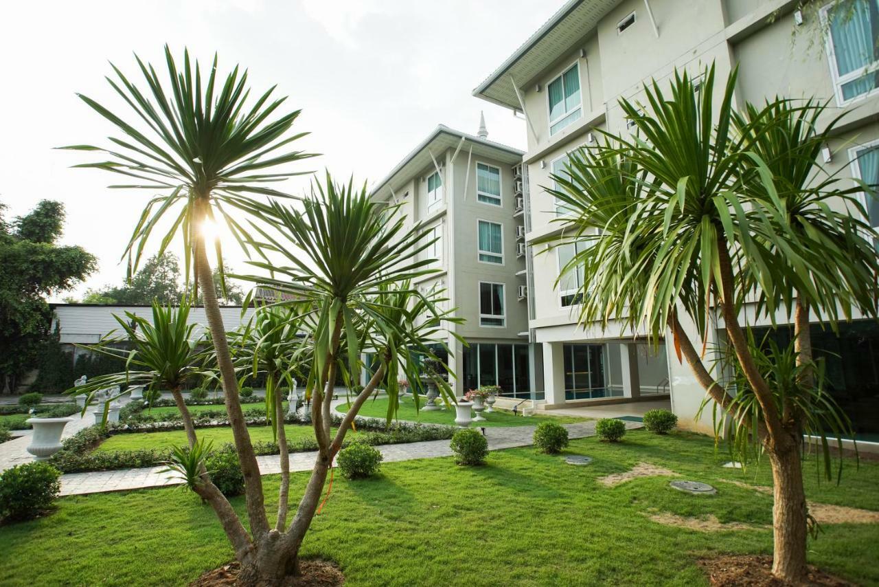 Nantra Chiangmai Riverfront Hotel Chiang Mai Extérieur photo
