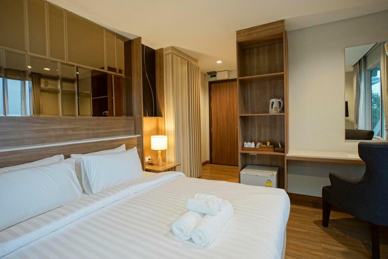 Nantra Chiangmai Riverfront Hotel Chiang Mai Extérieur photo