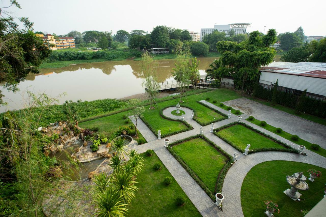 Nantra Chiangmai Riverfront Hotel Chiang Mai Extérieur photo