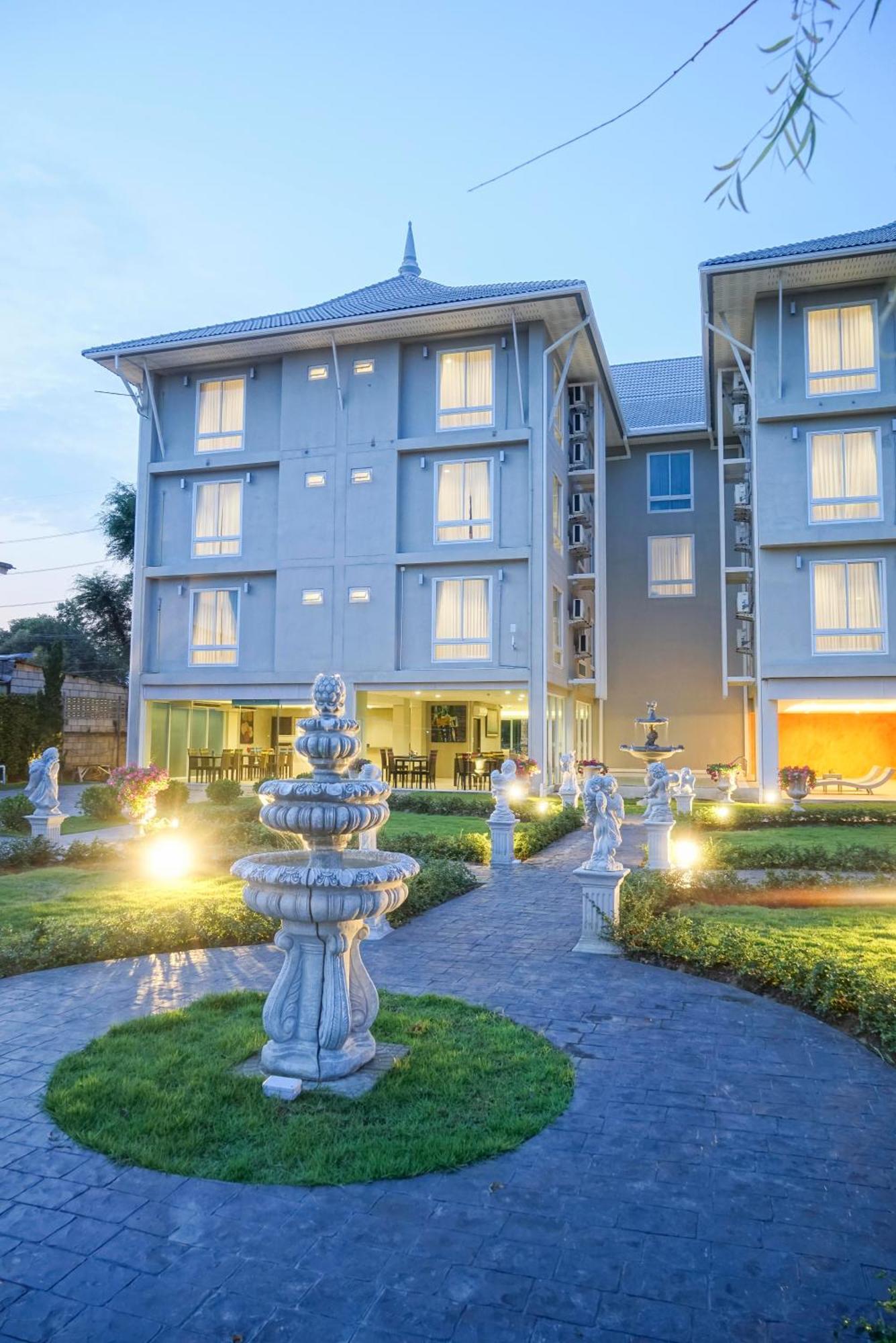 Nantra Chiangmai Riverfront Hotel Chiang Mai Extérieur photo
